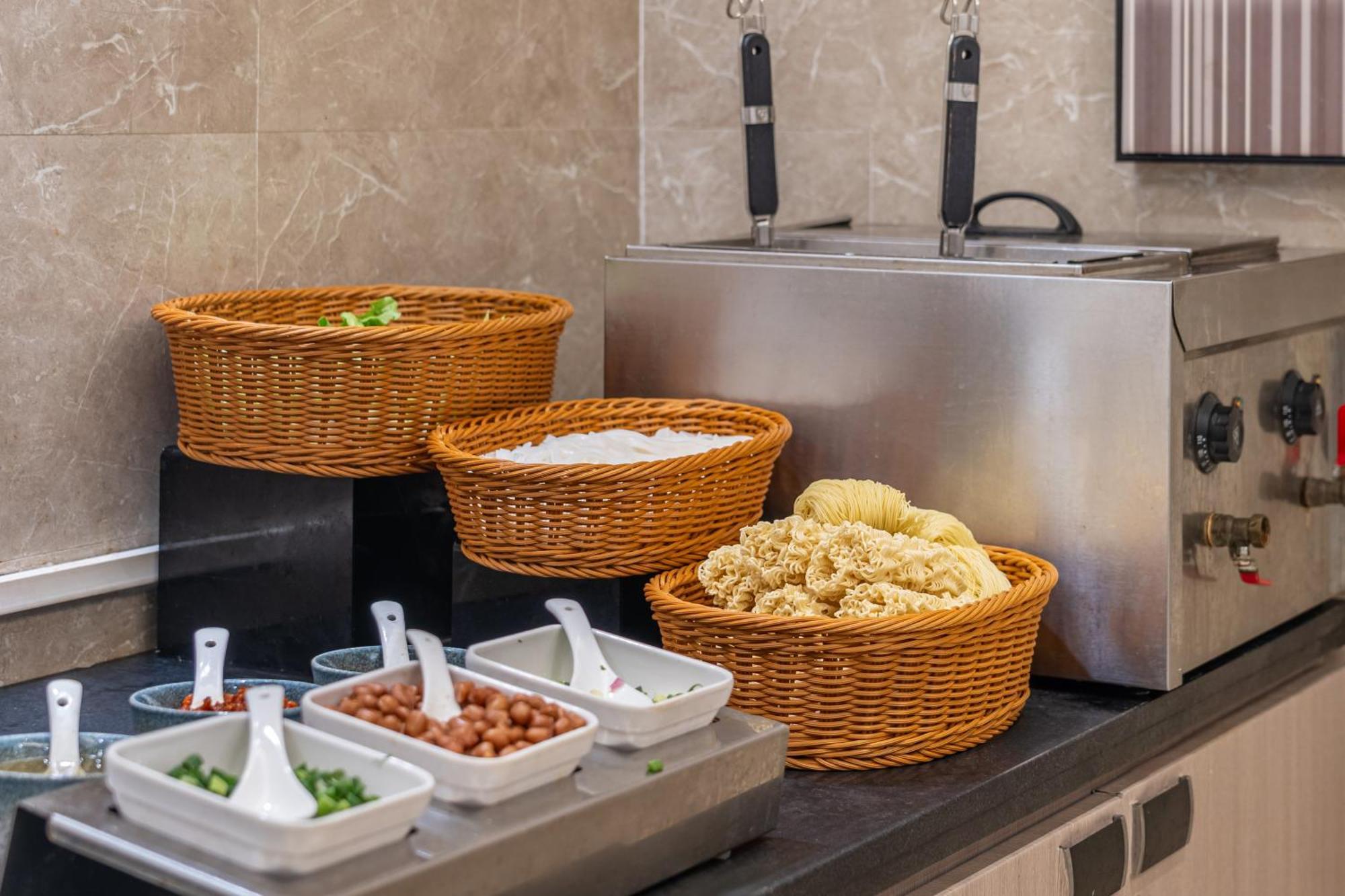 Foshan Poltton International Serviced Apartment-Canton Fair Free Shuttle Bus Extérieur photo